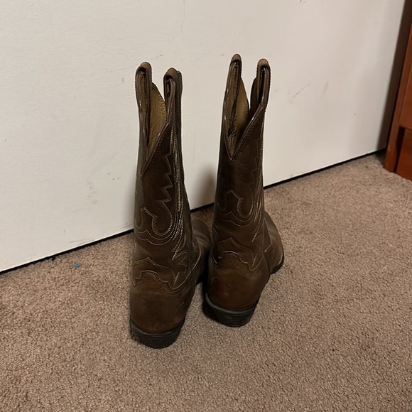 Ariat Western Boots - Picture 3 of 5